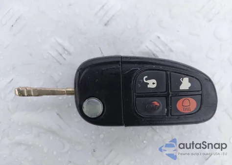 2003 Jaguar X-Type 2.5 from USA, damaged, VIN SAJEA51D53XD43386